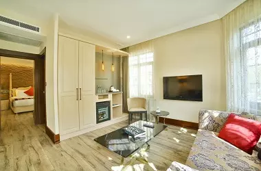 هتل کوناک تکسیم